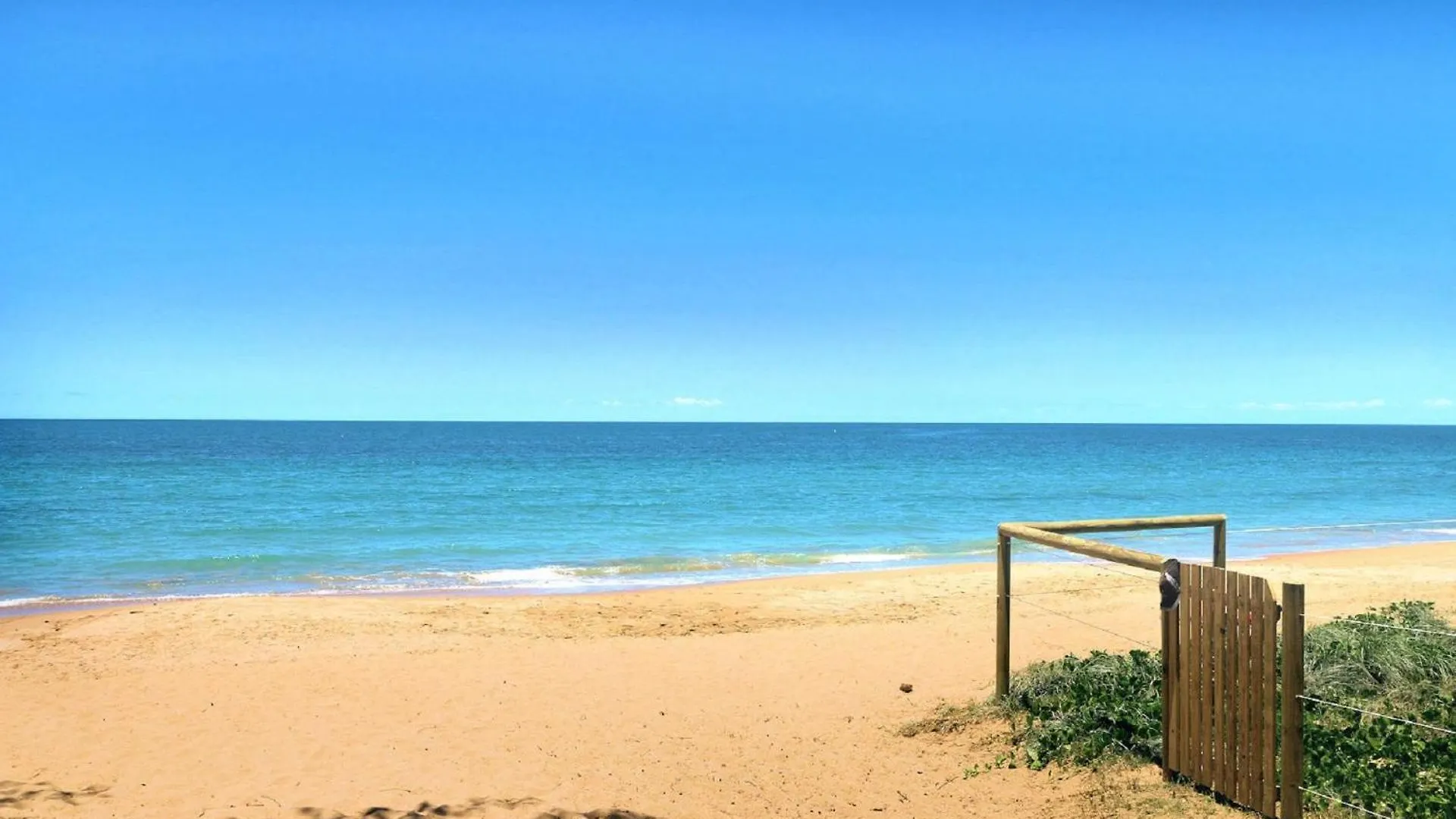 Platinum Apartments - Unit 8 Bargara Australia
